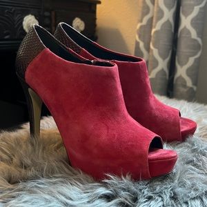 Size 9 Boutique9 Red Suede Pep-toe heels. Snake skin burgundy backs